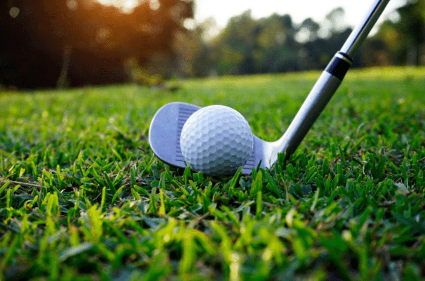 What Causes You to Hook Your Golf Shot? How to Fix It. - golfswingshirt.com®